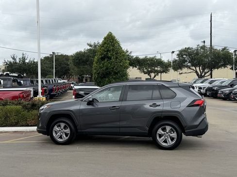 Certified 2025 Toyota RAV4 XLE FWD image 4