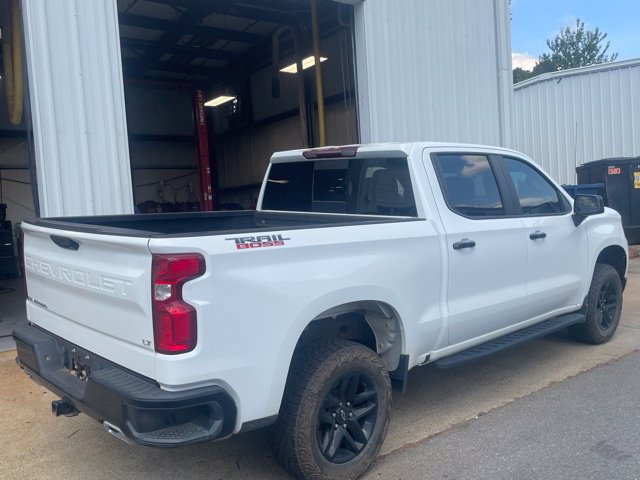 Used 2023 Chevrolet Silverado 1500 LT Trail Boss w/ Convenience Package II AWD/4WD image 7