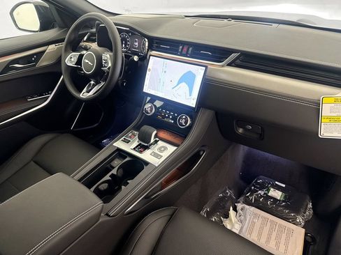 New 2026 Jaguar F-PACE R-Dynamic S AWD/4WD image 31