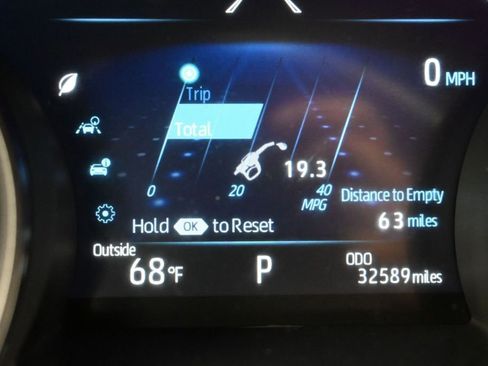 Certified 2023 Toyota Camry SE w/ Cold Weather Package AWD/4WD image 16
