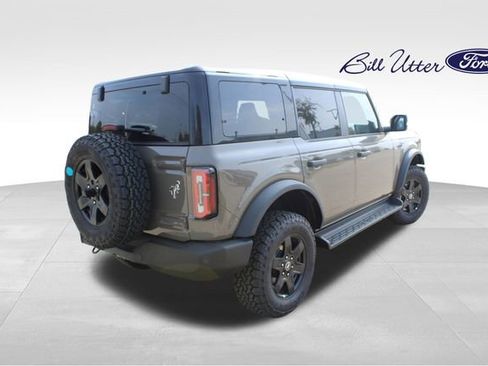 New 2025 Ford Bronco Outer Banks image 3