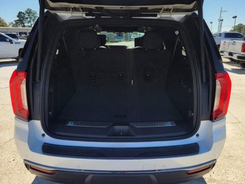 Used 2024 GMC Yukon XL Denali Ultimate image 7