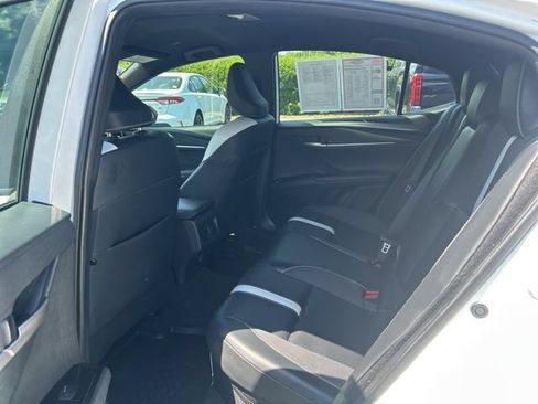 Used 2025 Toyota Camry SE w/ Convenience Package FWD image 16