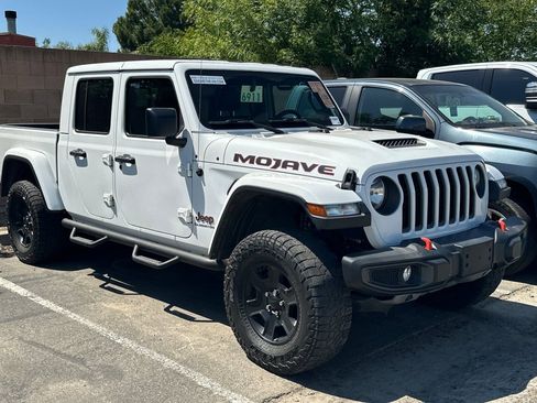 Used 2022 Jeep Gladiator Mojave AWD/4WD image 4