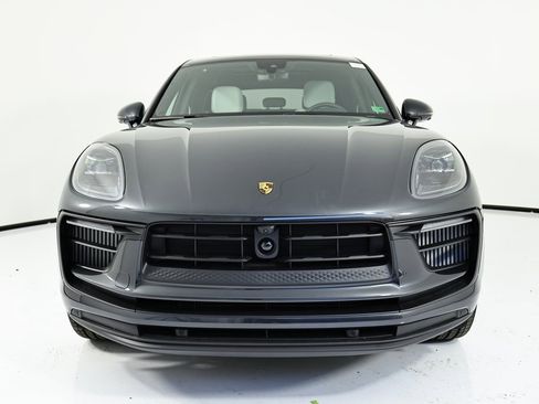 New 2026 Porsche Macan S image 10