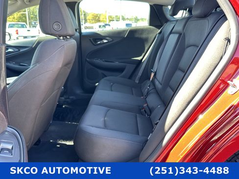 Used 2024 Chevrolet Malibu LT image 14