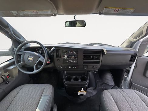 New 2025 Chevrolet Express 3500 Work Van w/ Power Convenience Package image 10