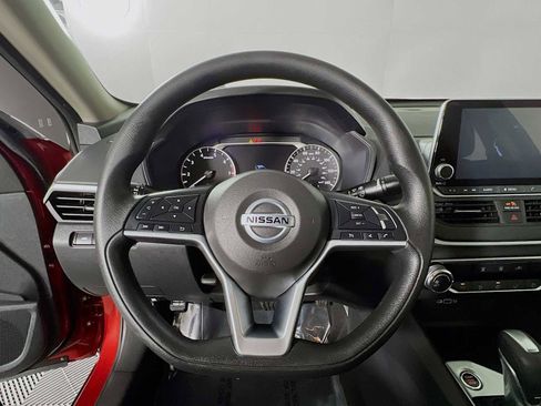 Used 2022 Nissan Altima 2.5 SV image 11