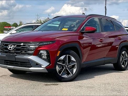 Used 2025 Hyundai Tucson SEL image 2