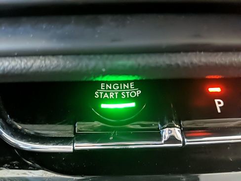 Certified 2023 Lincoln Corsair AWD image 21