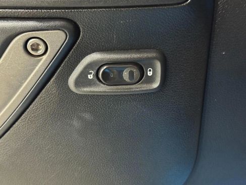 Used 2017 Jeep Wrangler Unlimited Sport w/ Quick Order Package 24S image 22