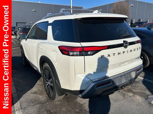Certified 2024 Nissan Pathfinder Platinum image 4