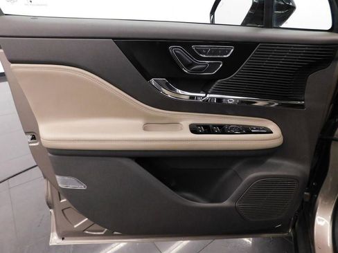 Used 2021 Lincoln Corsair FWD w/ Equipment Group 101A image 19