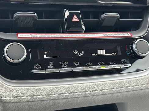 New 2026 Toyota Corolla Cross L image 18