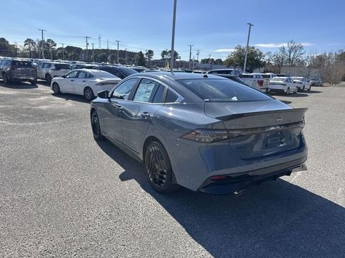 New 2026 Nissan Sentra SR w/ Floor Mat Package image 7