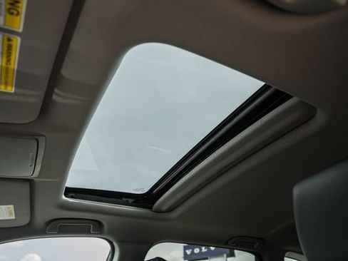 Used 2020 Honda CR-V Touring image 40
