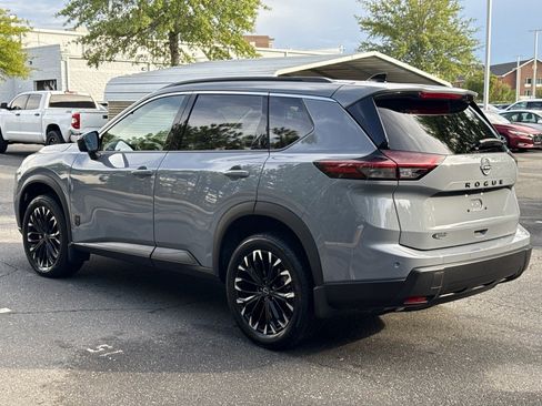 Used 2026 Nissan Rogue Dark Armor FWD image 5