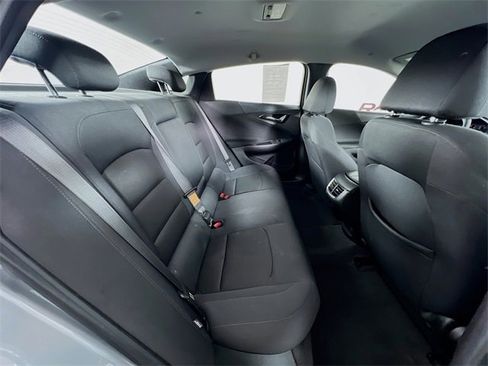 Used 2024 Chevrolet Malibu LT image 38