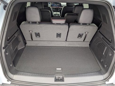 New 2026 Chevrolet Traverse Z71 w/ Enhanced Driving Package image 14