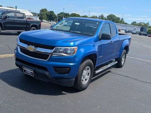 Used 2018 Chevrolet Colorado W/T AWD/4WD image 3