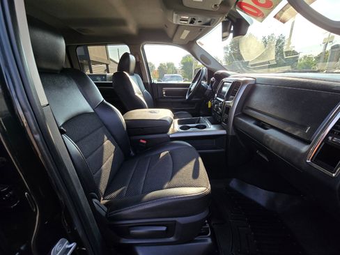 Used 2018 RAM 2500 Big Horn w/ Sport Appearance Group image 7