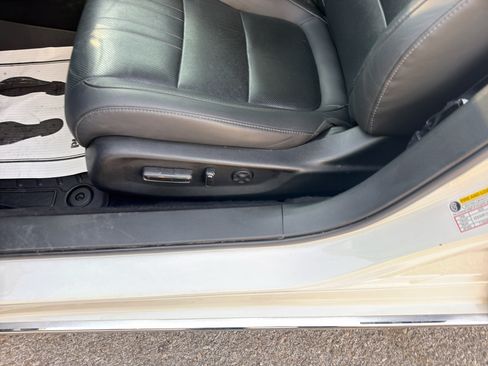 Used 2021 Honda Accord EX-L image 18