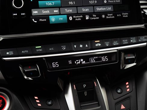 Certified 2025 Honda Odyssey EX-L image 32