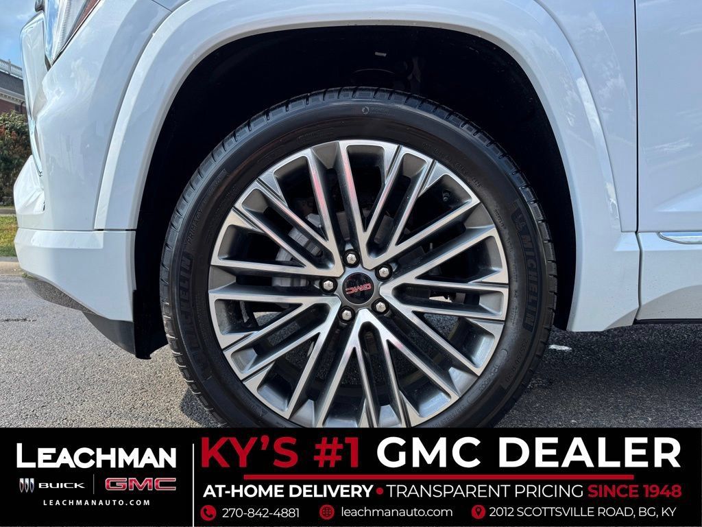 New 2027 GMC Terrain Denali w/ LPO, Floor Liner Package AWD/4WD image 7