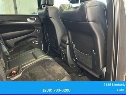 Used 2015 Jeep Grand Cherokee SRT w/ Luxury Group II AWD/4WD image 21