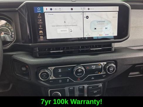 Used 2025 Jeep Wrangler Sport AWD/4WD image 23