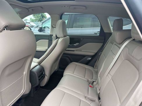 Used 2022 Lincoln Corsair AWD w/ Premium Package image 10