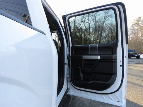 Used 2020 Ford F150 Lariat w/ Equipment Group 502A Luxury image 15