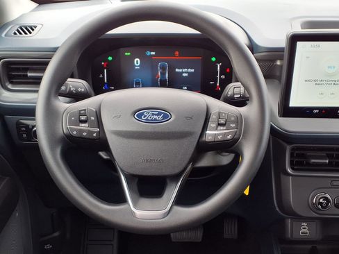 New 2026 Ford Maverick XL image 9