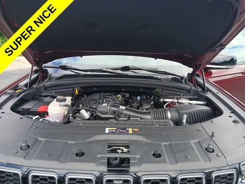 Certified 2021 Jeep Grand Cherokee L Limited w/ Luxury Tech Group II AWD/4WD image 41