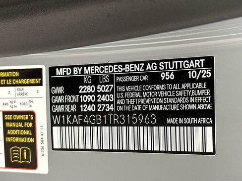 Used 2026 Mercedes-Benz C 300 Sedan image 32