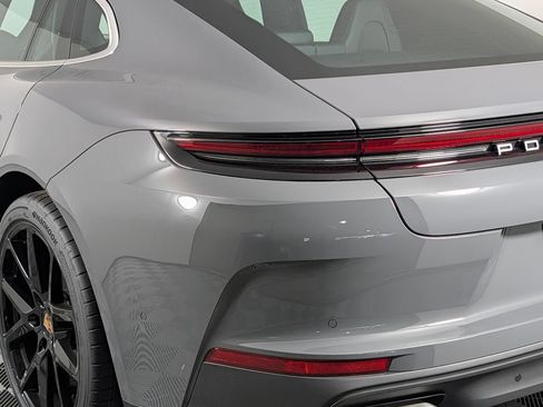 New 2026 Porsche Panamera 4 AWD/4WD image 16