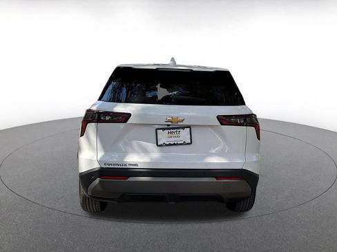 Used 2025 Chevrolet Equinox LT AWD/4WD image 10