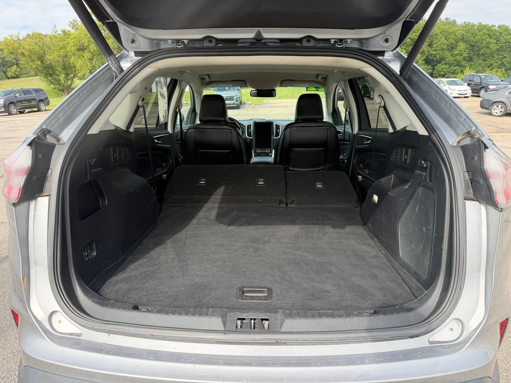 Used 2022 Ford Edge Titanium AWD/4WD image 11