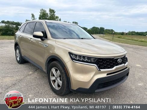 Used 2021 Kia Sorento LX FWD image 7