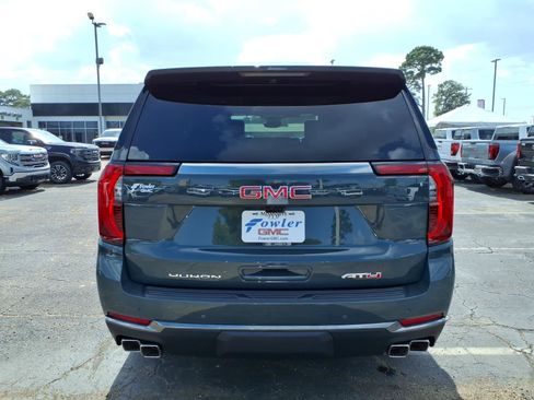 New 2026 GMC Yukon AT4 w/ AT4 Premium Plus Package AWD/4WD image 5