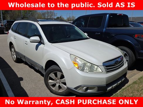 Used 2011 Subaru Outback 2.5i Limited w/ PWR Moonroof Pkg image 1