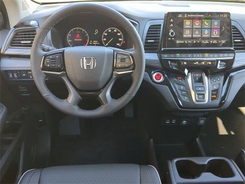 New 2026 Honda Odyssey Elite image 15