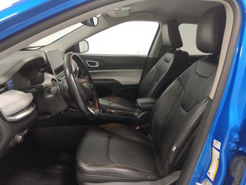 Used 2022 Jeep Compass Latitude AWD/4WD image 17