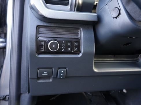 Used 2025 Ford F350 Platinum image 20