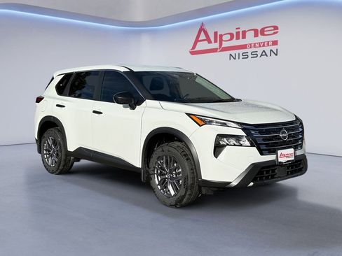 Certified 2024 Nissan Rogue S image 7