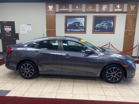 Used 2019 Honda Civic LX image 4