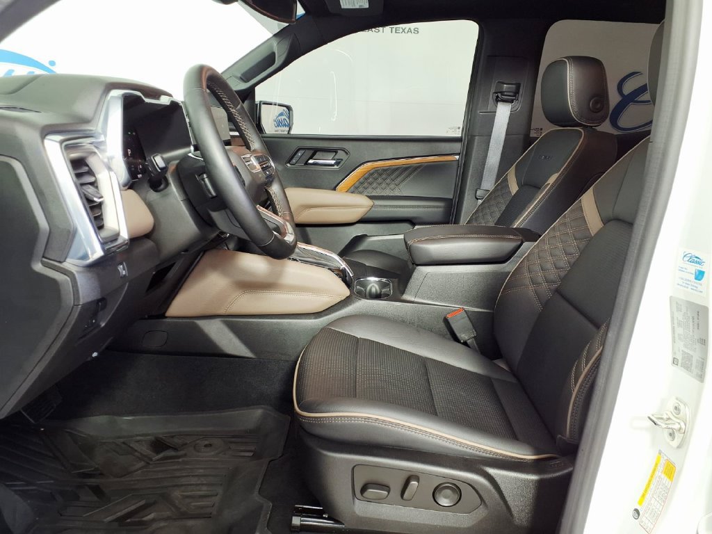 Used 2024 GMC Canyon Denali AWD/4WD image 6