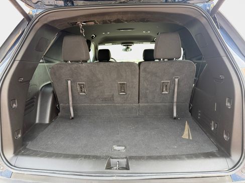 Used 2023 Chevrolet Traverse LT AWD/4WD image 21