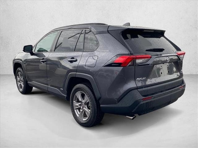 Used 2025 Toyota RAV4 XLE AWD/4WD image 7