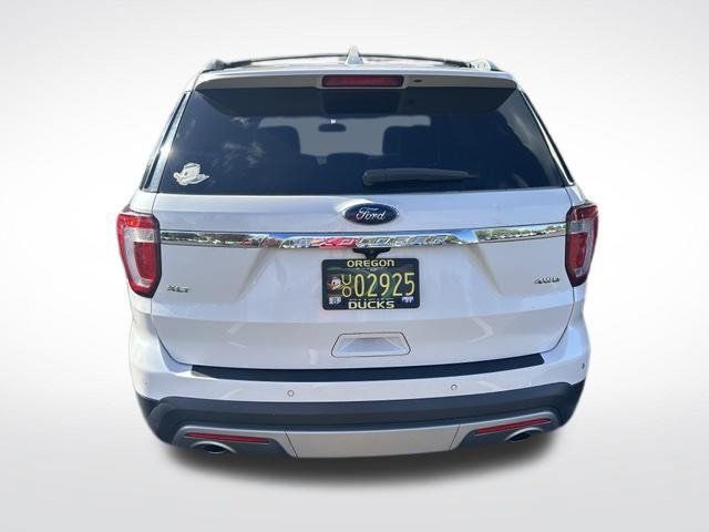Used 2016 Ford Explorer XLT w/ Equipment Group 202A AWD/4WD image 5